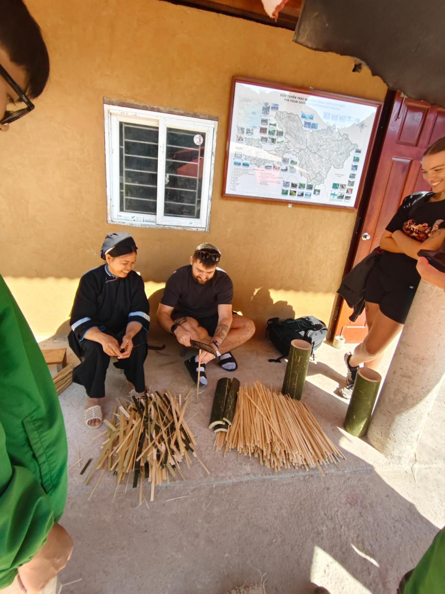 Nung An Homestay Quang Uyen Exterior foto
